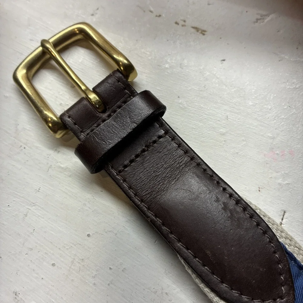 Vineyard Vines  Belt New England Patriots Size 32